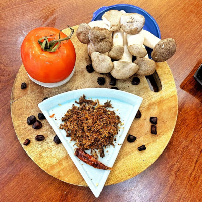 Chà bông nấm đông cô gói 150g - Vegan Mushroom Floss - Golden Lê