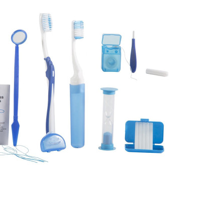 Bộ kit vệ sinh răng miệng 8 món Coral, sản phẩm không thể thiếu khi vệ sinh răng niềng