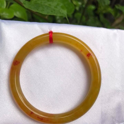 VÒNG TAY ĐÁ CẨM THẠCH VÀNG ANH TƯƠI BÓNG ĐẸP SIZE VÒNG 48MM NỮ MỆNH KIM THỔ, THUỶ