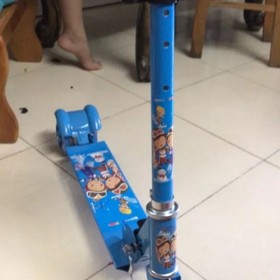 Xe Scooter Cho Bé Centosy 951 Dành Cho Bé Dưới 40Kg, Có Bánh Phát Sáng, Điều Chỉnh Được Chiều Cao