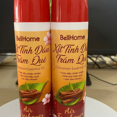 Xịt phòng tinh dầu trầm quế Bellhome 300ml