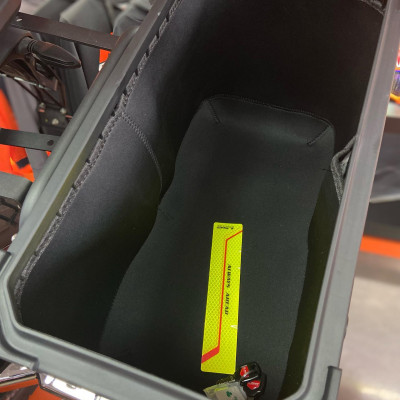 Thùng nhôm bên hông xe máy LS2