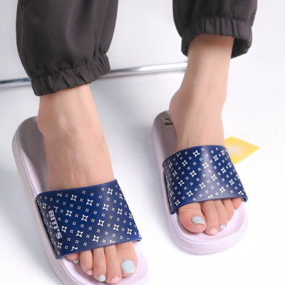 Dép quai ngang Biti