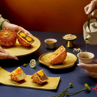 Hộp 4 Bánh Trung Thu Givral Sum Vầy 8 (200gr)