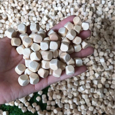 Hạt gỗ vuông 1 x 1cm xúc cát khu vui chơi cho bé, Loại 1 Bo Mịn chắc đẹp gỗ sồi