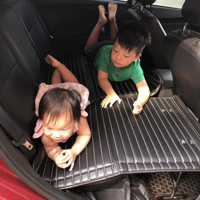 Đệm Nằm Ghế Sau Xe Ô Tô