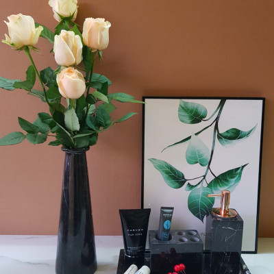 Bình cắm hoa đá tự nhiên hiện đại màu Đen chỉ trắng BH29511D