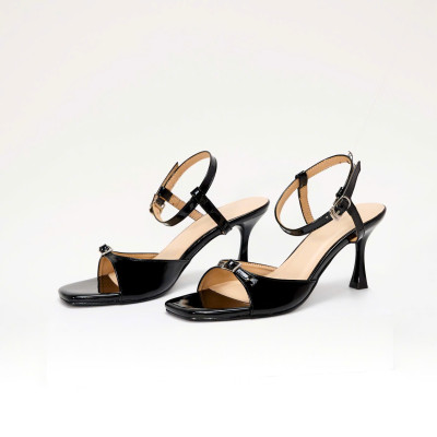 Giày Sandal quai mảnh khóa8F PABNO PN22018