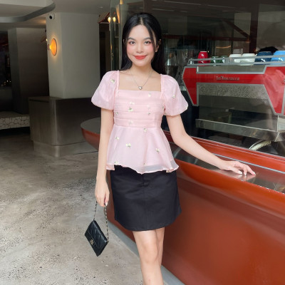 Chân váy ngắn nữ form dáng chữ A có size dễ phối đồ Iris Miều Est.2013