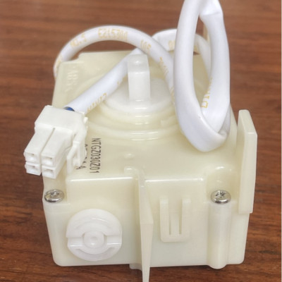 MOTOR ĐÁ XOAY, MOTOR ĐÁ RƠI, MOTOR ĐỔ ĐÁ TỦ LẠNH SIDE BY SIDE TOSHIBA – HÀNG CHÍNH HÃNG