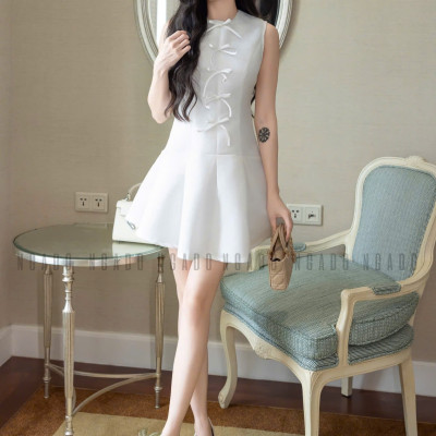 Đầm trắng sát nách đính nơ NGADO , đầm kiểu Nữ , đầm dự tiệc