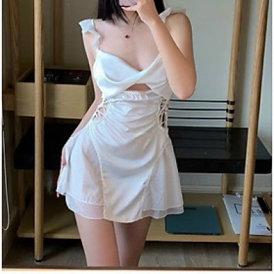 Váy Ngủ Lụa Quảng Châu Phối Ren Khoét Eo Xinh Xắn