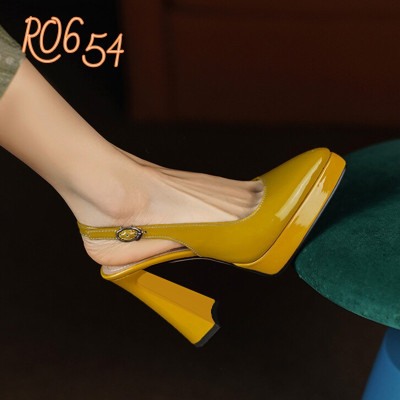 Giày cao gót nữ bít mũi, hở gót, da bóng ROSATA RO654 - 9p - Đen, Vàng - HÀNG VIỆT NAM - BKSTORE
