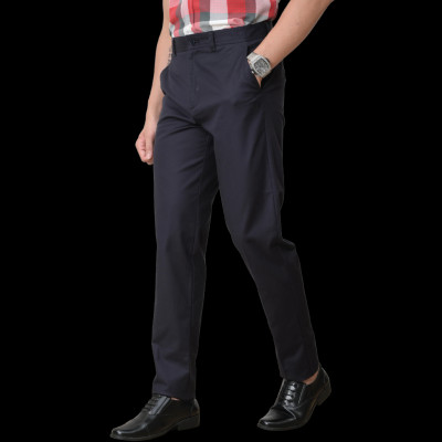 Quần kaki nam ALIGRO chất liệu kaki mềm mịn cao cấp dáng slimfit màu đen ALGK073