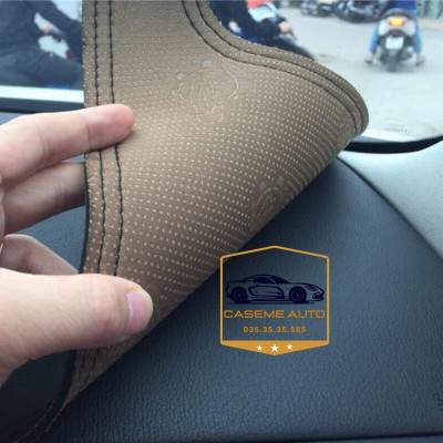 [FORD] Thảm Taplo 3 Lớp Dành Cho Các Xe Hãng FORD, Da Vân Carbon Cao Cấp - Hàng Chính Hãng