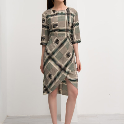 Đầm Công Sở Tay Lở, Đắp Chéo Họa Tiết Ô Vuông Maxivic, La Mộc - LM92108