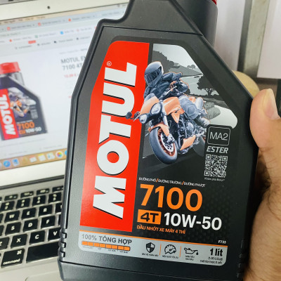 Nhớt xe số cao cấp Motul 7100 10w50 1L