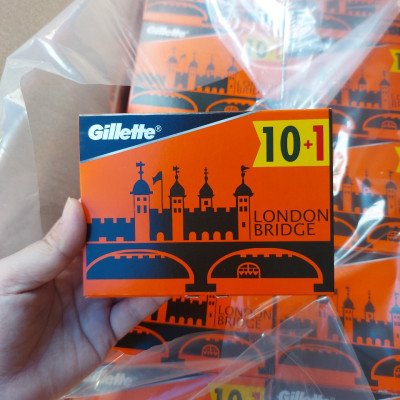Vỉ 110 lưỡi lam Gillette London Bridge giá rẻ (Gồm 10 hộp nhỏ - mỗi hộp 11 lưỡi)